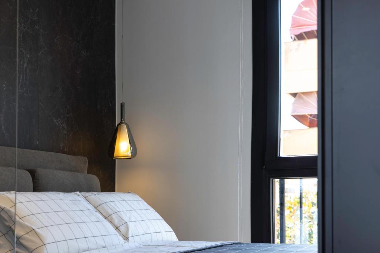 Vittoria'S Luxury Apartment Cagliari Exterior foto